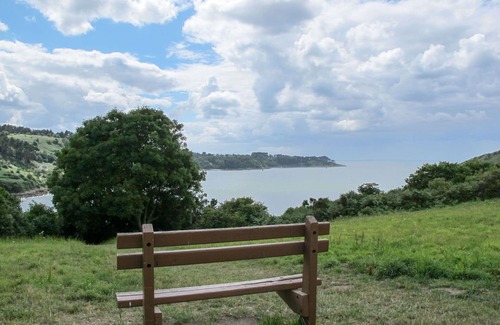 Ploulech House | Beautiful private villa for 6 guests with WIFI, TV, terrace and pets allowed