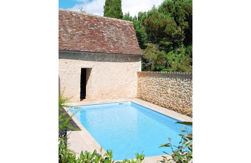 Saint-Jean-dEstissac Villa | Beautiful private villa for 6 people with WIFI, private pool, TV and pets allowed