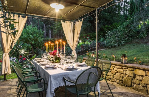 Ripoli Villa | Beautiful private villa with private pool, A/C, WIFI, hot tub, TV, patio and panoramic view