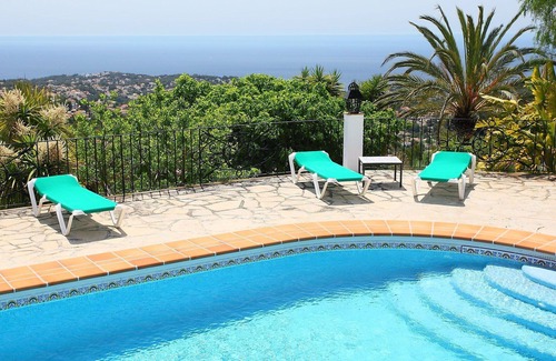 Fustera Villa | Beautiful private villa for 10 guests with private pool, A/C, WIFI, TV, patio and panoramic view