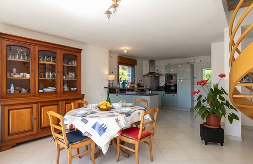 Pleumeur-Bodou House | Beautiful private villa for 4 people with WIFI, TV, terrace and pets allowed