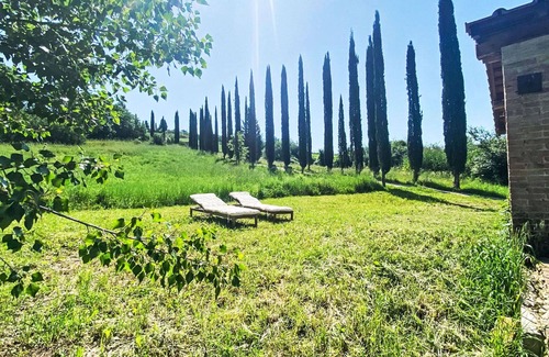 Bollano House | Beautiful private villa with A/C, WIFI, private pool, TV, patio, pets allowed and panoramic view