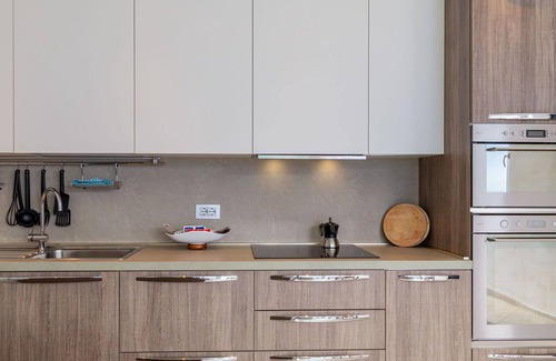 Trezzone House | Beautiful private villa for 4 guests with WIFI, A/C, TV and terrace