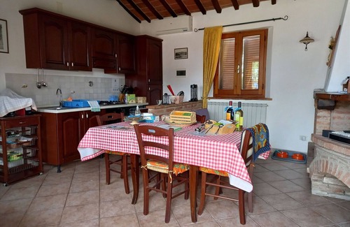 Cortona Old Town Villa | Beautiful private villa with private pool, WIFI, A/C, TV, patio, pets allowed and panoramic view