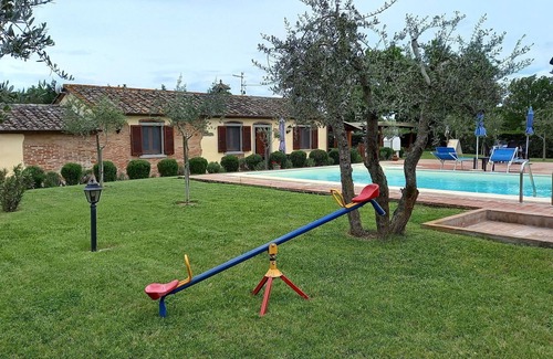 Cortona Old Town Villa | Beautiful private villa with private pool, WIFI, A/C, TV, patio, pets allowed and panoramic view