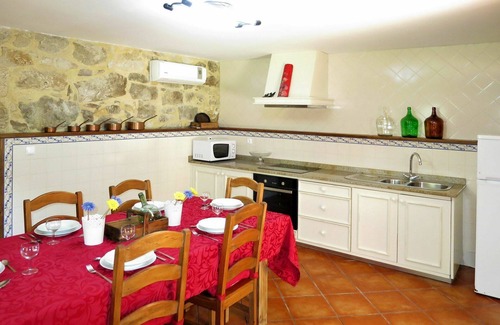 Cossourado Villa | Beautiful private villa for 6 guests with A/C, WIFI, TV and terrace