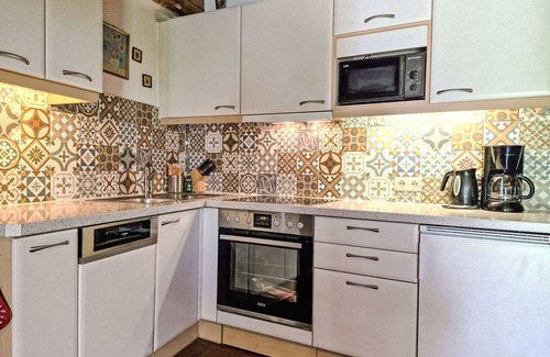 Prutz House | Beautiful private villa for 7 people with WIFI, TV, terrace and pets allowed