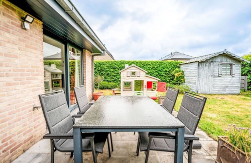 Zandvoorde Villa | Beautiful private villa for 4 people with WIFI and TV