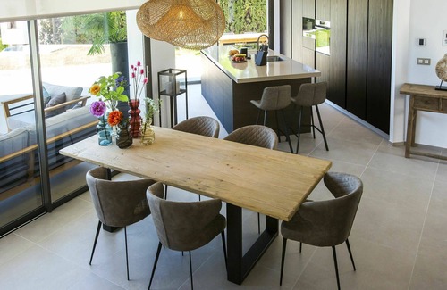 Mar Azul Villa | Beautiful private villa for 8 guests with private pool, A/C, WIFI, TV and patio