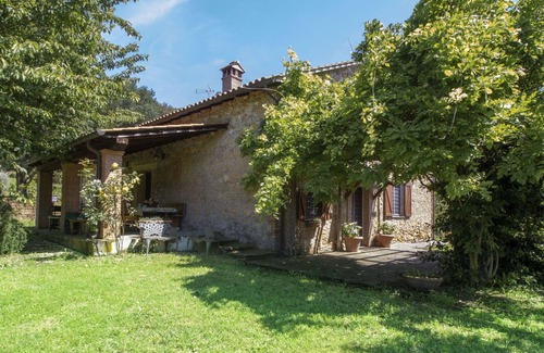 Montoro Villa | Beautiful private villa for 14 people with private pool, WIFI, TV, patio, panoramic view and par...