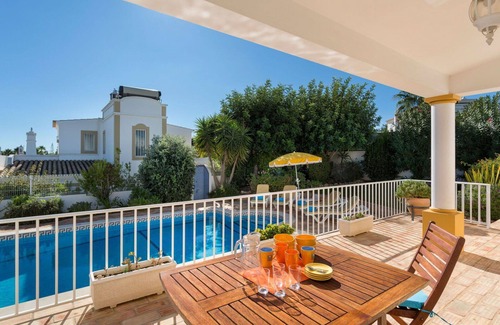 Albufeira Villa | Beautiful private villa for 6 guests with private pool, A/C, WIFI, TV and terrace