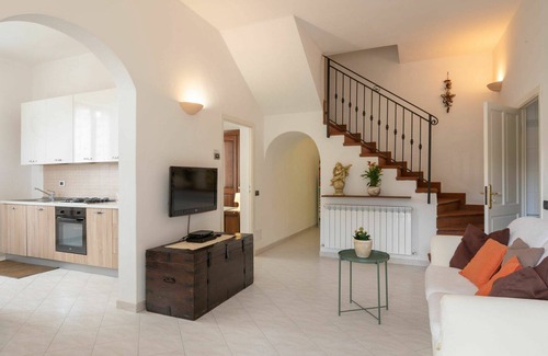 Andora House | Beautiful private villa for 5 people with WIFI, A/C, TV and terrace