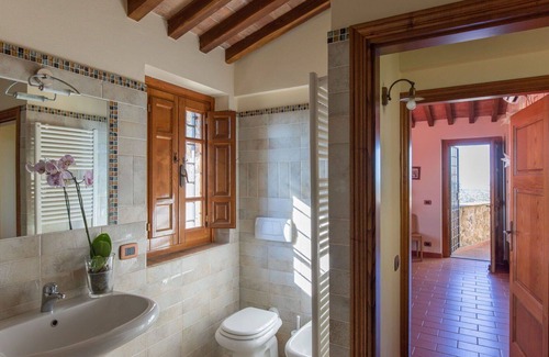 Santa Lucia Villa | Beautiful private villa for 4 people with A/C, TV and patio