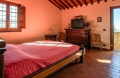 Santa Lucia Villa | Beautiful private villa for 4 people with A/C, TV and patio