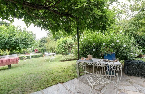 Moncalieri House | Beautiful private villa for 12 people with private pool, WIFI, A/C, TV and patio