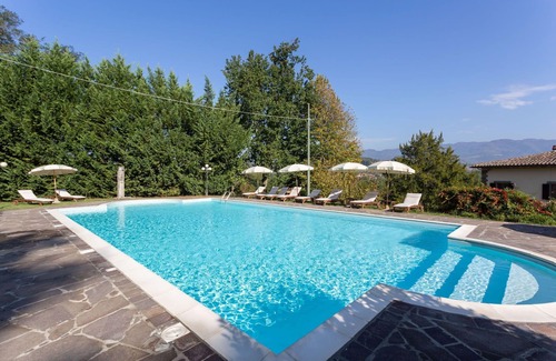 Vicchio Villa | Beautiful private villa for 20 people with private pool, sauna, WIFI, TV, patio and panoramic view
