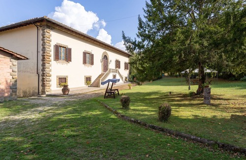 Vicchio Villa | Beautiful private villa for 20 people with private pool, sauna, WIFI, TV, patio and panoramic view
