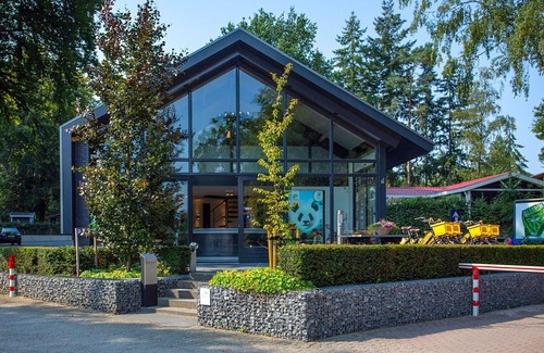 Municipality of Rhenen House | Beautiful private villa for 6 people with pool, WIFI, TV, terrace and parking