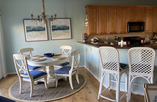 Ocean View Villa | Beautiful Professionally Decorated and Spacious!