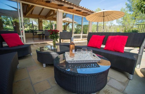 Saint-Raphael Villa | Beautiful provencal house in the heart of the Esterel with pool, tennis