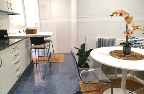 Alicante Apartment | beautiful, quiet, great apt downtown, near the beach. Ask for parking