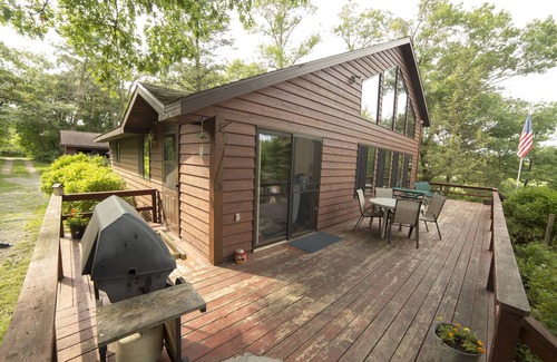 Burtrum House | Beautiful, Quiet, Private 1.85 Acre Lake Home On Gorgeous Mound Lake.