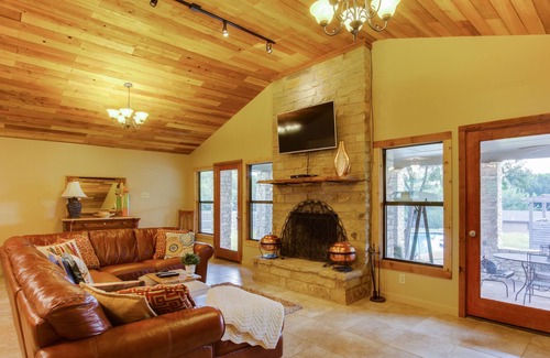 Wetmore House | Beautiful Ranch-Style Home w/Private Pool ~ Perfect San Antonio Location!