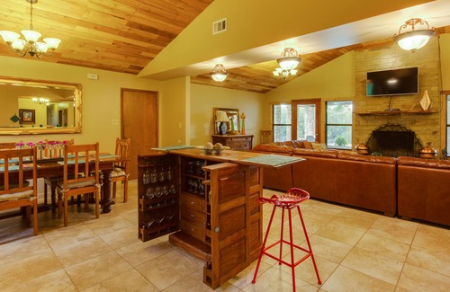 Wetmore House | Beautiful Ranch-Style Home w/Private Pool ~ Perfect San Antonio Location!