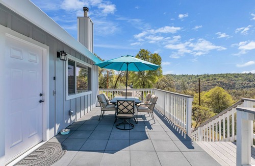 Placerville House | BEAUTIFUL RECENTLY RENOVATED PEACEFUL 3 BED HOME