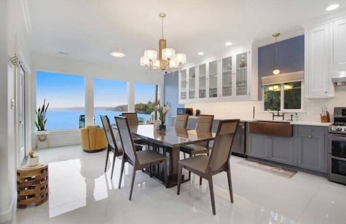 Des Moines House | Beautiful Redondo Home w/Puget Sound+Mountain View