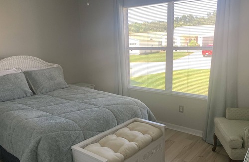Woodbury House | Beautiful Remodeled Home Away From Home