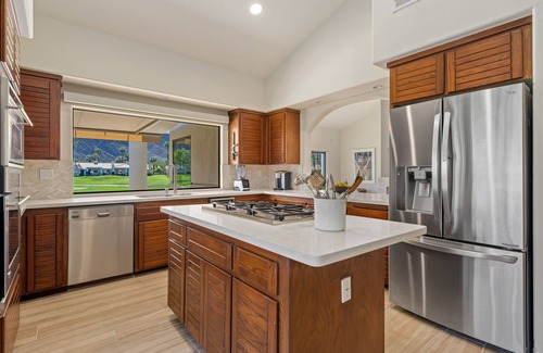 La Quinta Condo | Beautiful remodeled condo, Close to festivals at PGA WEST.