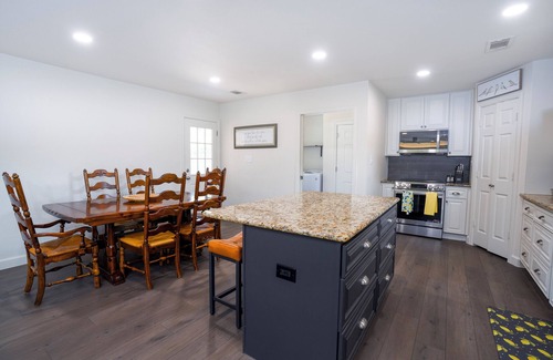 Frisco House | Beautiful Renovated 3BR/2B in Frisco, Walking Distance to Rail District and Park