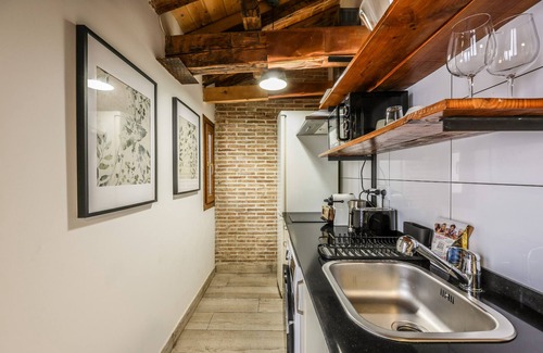 Malasana Apartment | Beautiful Renovated Loft in the center 11