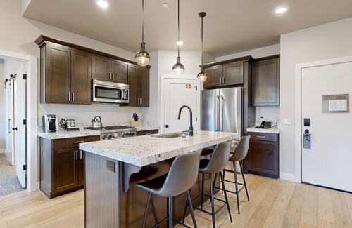 Park City Condo | Beautiful resort condo with incredible amenities and shuttle service