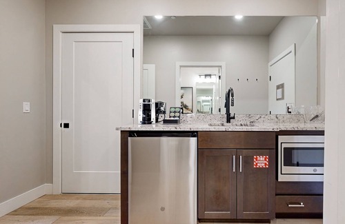 Park City Condo | Beautiful resort condo with incredible amenities and shuttle service