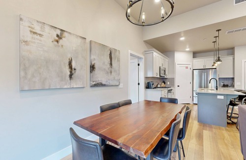 Park City Condo | Beautiful resort condo with incredible amenities and shuttle service