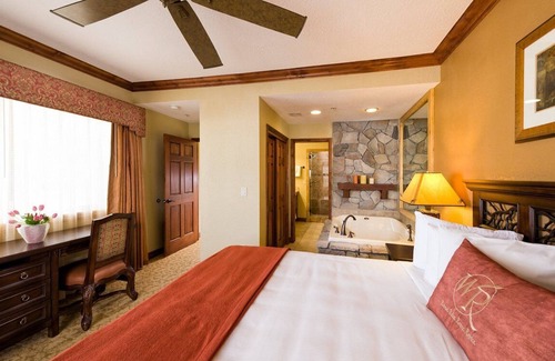The Timbers Resort | Beautiful resort in the heart of Canyons Village. 50% off end-of-season price.