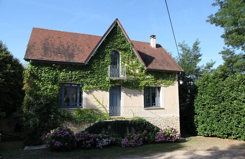 La Roque-Gageac House | Beautiful restored house with heated Pool and direct Dordogne river acces.