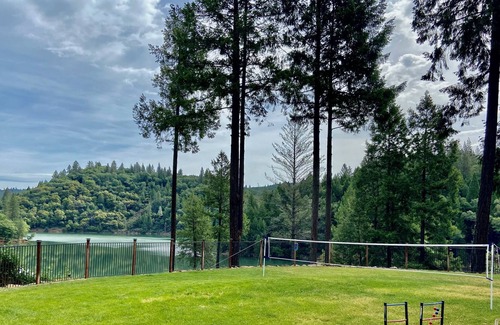 Cedar Ridge Apartment | Beautiful Rollins Lake Inn - Studio Cabin #9