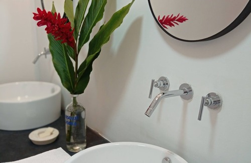 Pereira Bed & Breakfast | Beautiful room with Jacuzzi in the forest 10 minutes from the city of Pereira.