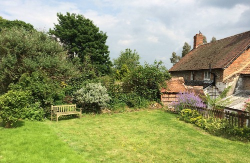 East Knoyle Cottage | Beautiful rural cottage on Dorset/Wiltshire border
