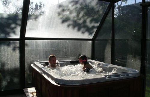 Cardona Cottage | Beautiful Rural House, private pool, 7 rooms all with bathroom, 14-17 p