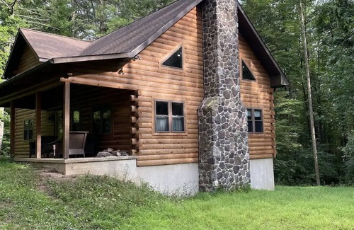 Mattawana Cabin | Beautiful Rustic Cabin - PSU Football - State Parks - Sleeps 6 to 8