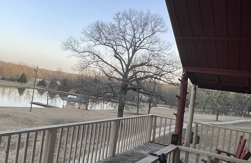 Oakland Cabin | Beautiful Rustic Cabin at Enid Lake, near Grenada Lake, Sardis Lake & Ole Miss