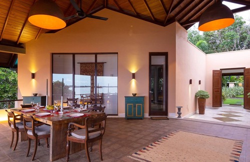 Koggala House | Beautiful Sea Heart House on Koggala Lake, Sri Lanka.