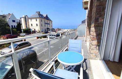 Tregastel Apartment | Beautiful sea view duplex in a residence facing the Coz beach in Tregastel