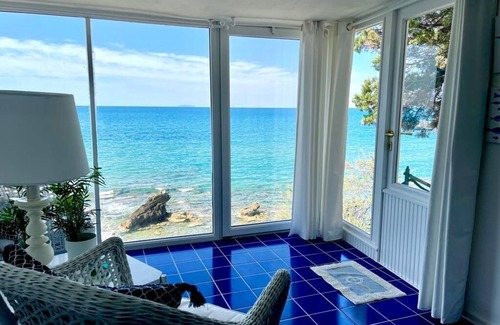 Castiglioncello Apartment | Beautiful seaside loft with private access to the free beach