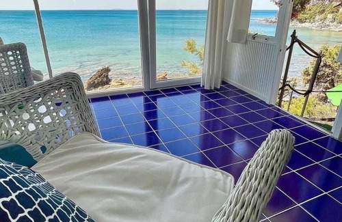 Castiglioncello Apartment | Beautiful seaside loft with private access to the free beach