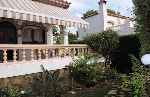 Miami Platja Cottage | BEAUTIFUL SEMI-DETACHED HOUSE 3 KM FROM THE SEA
